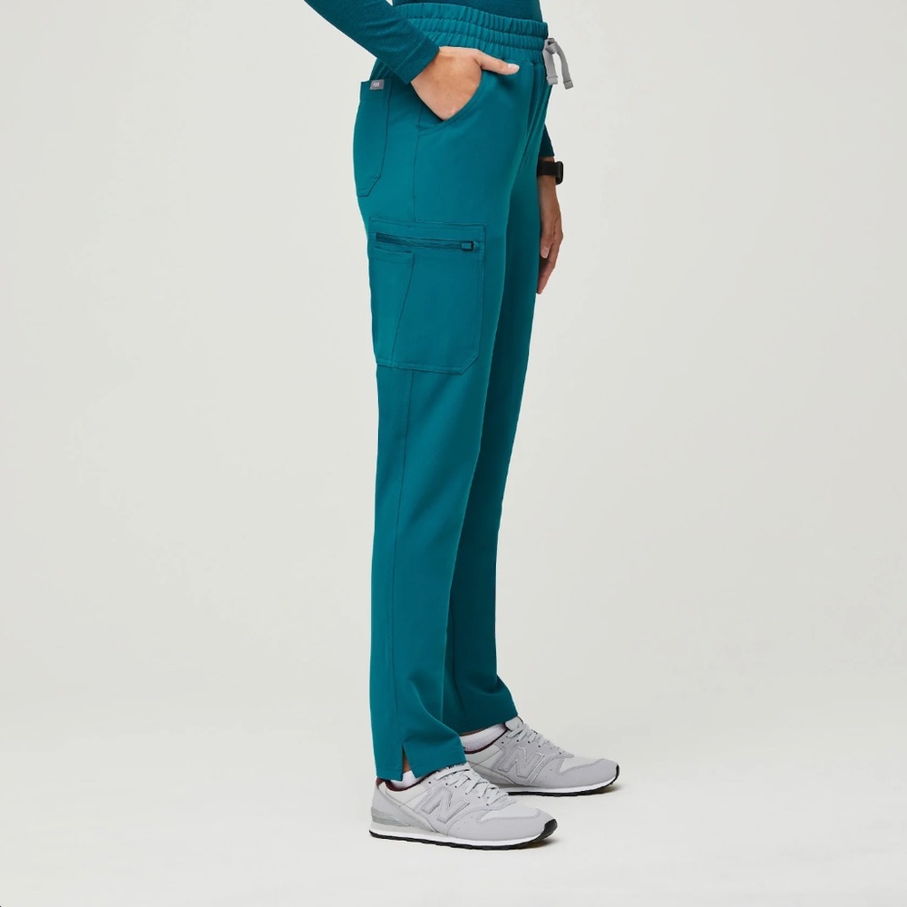 FIGS YOLA High Waisted Scrub Pants